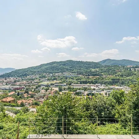 Holiday home Moderna E Stupenda Di Recente Costruzione Con Grande Giardino Privato A *