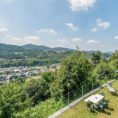 Moderna E Stupenda Di Recente Costruzione Con Grande Giardino Privato A