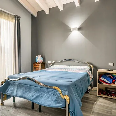 Moderna E Stupenda Di Recente Costruzione Con Grande Giardino Privato A * Cernobbio